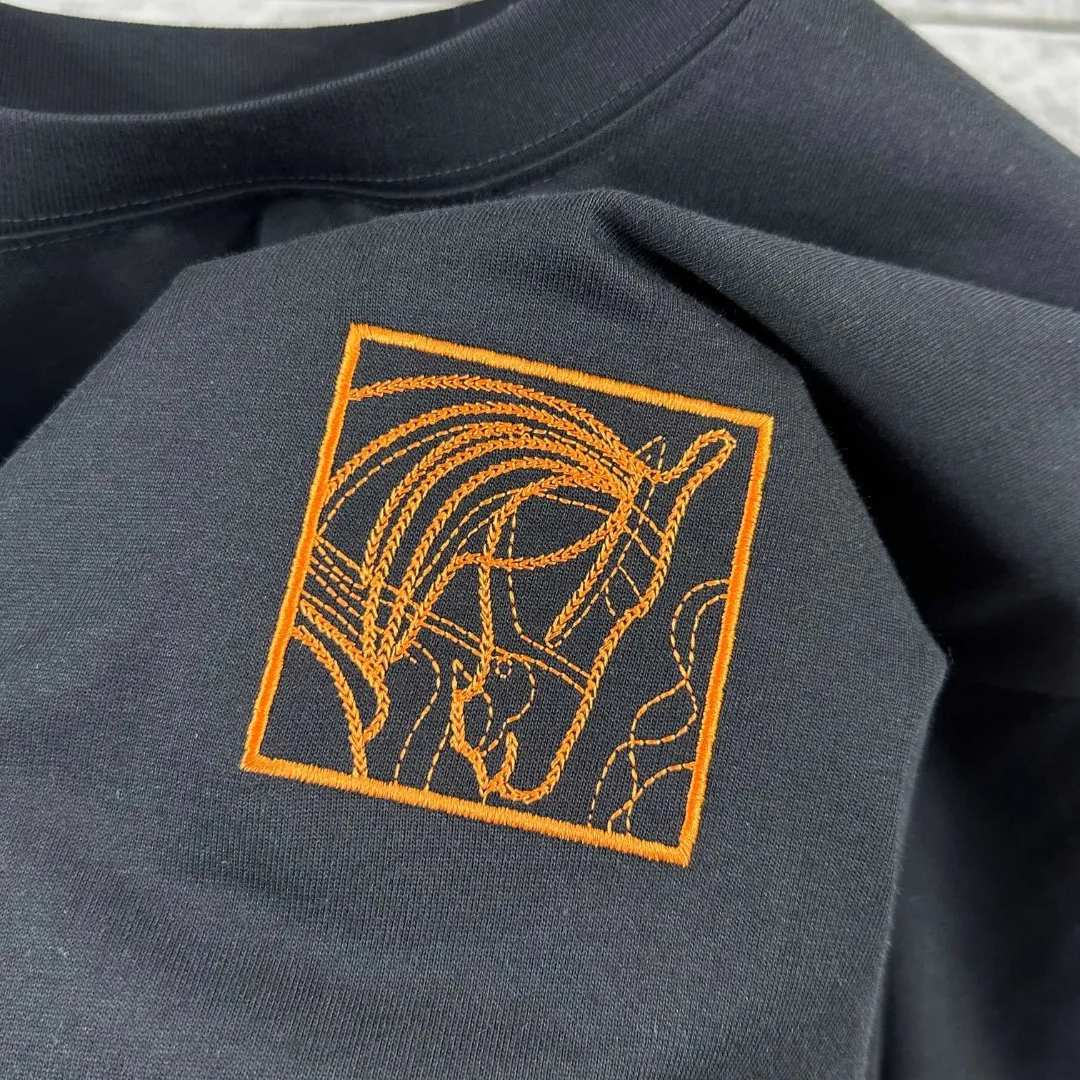 Herme* * 2026 New Arrival Classic Orange T Same Style ：Black White Size： S （90-130 ） M （120-150 ） L （140-165 ） XL （160-180 ） XXL （180-210 ）